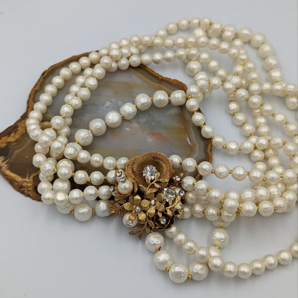 Miriam Haskell Unsigned Multi Strand Faux Pearl Ornate Gold floral & Rhinestone - Picture 6 of 13